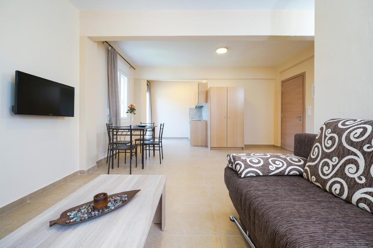 Theodore Apartments Skála Marión エクステリア 写真