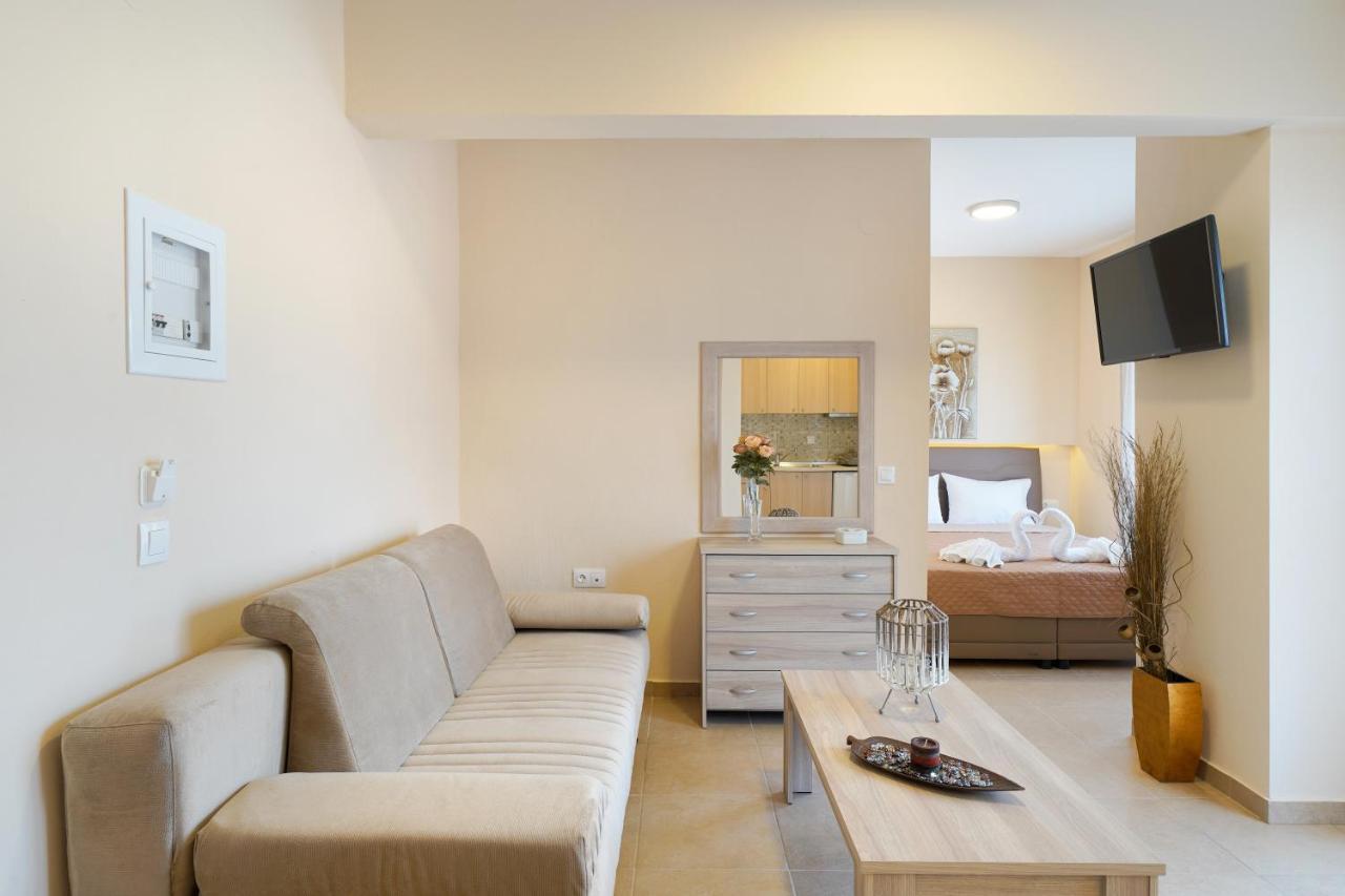 Theodore Apartments Skála Marión エクステリア 写真