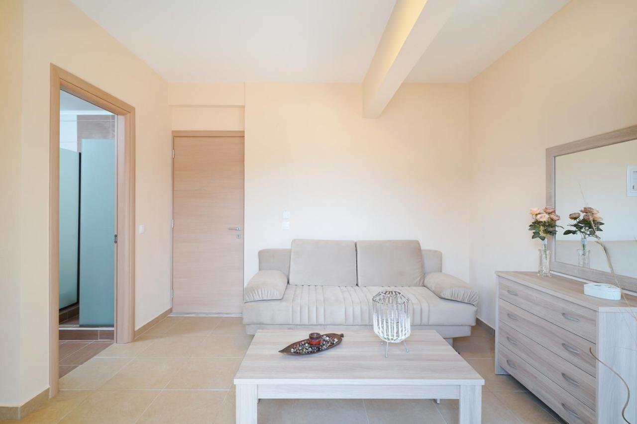 Theodore Apartments Skála Marión エクステリア 写真